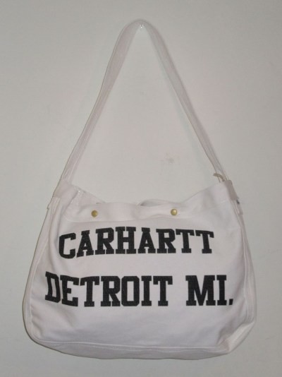 New Arrival 【Carhartt W.I.P】 ボンディメッセンジャーバッグ